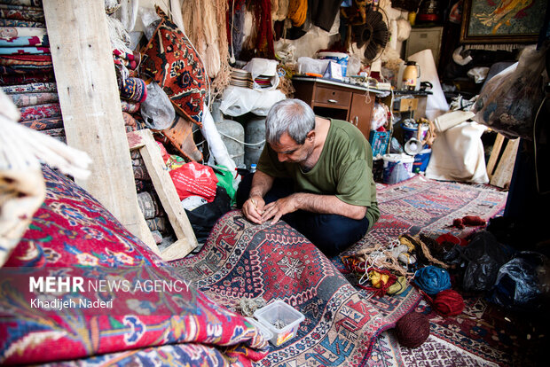 دل‌باختگان تار و پود؛ روایتی از رنج‌های خاموش قالیبافان تبریز