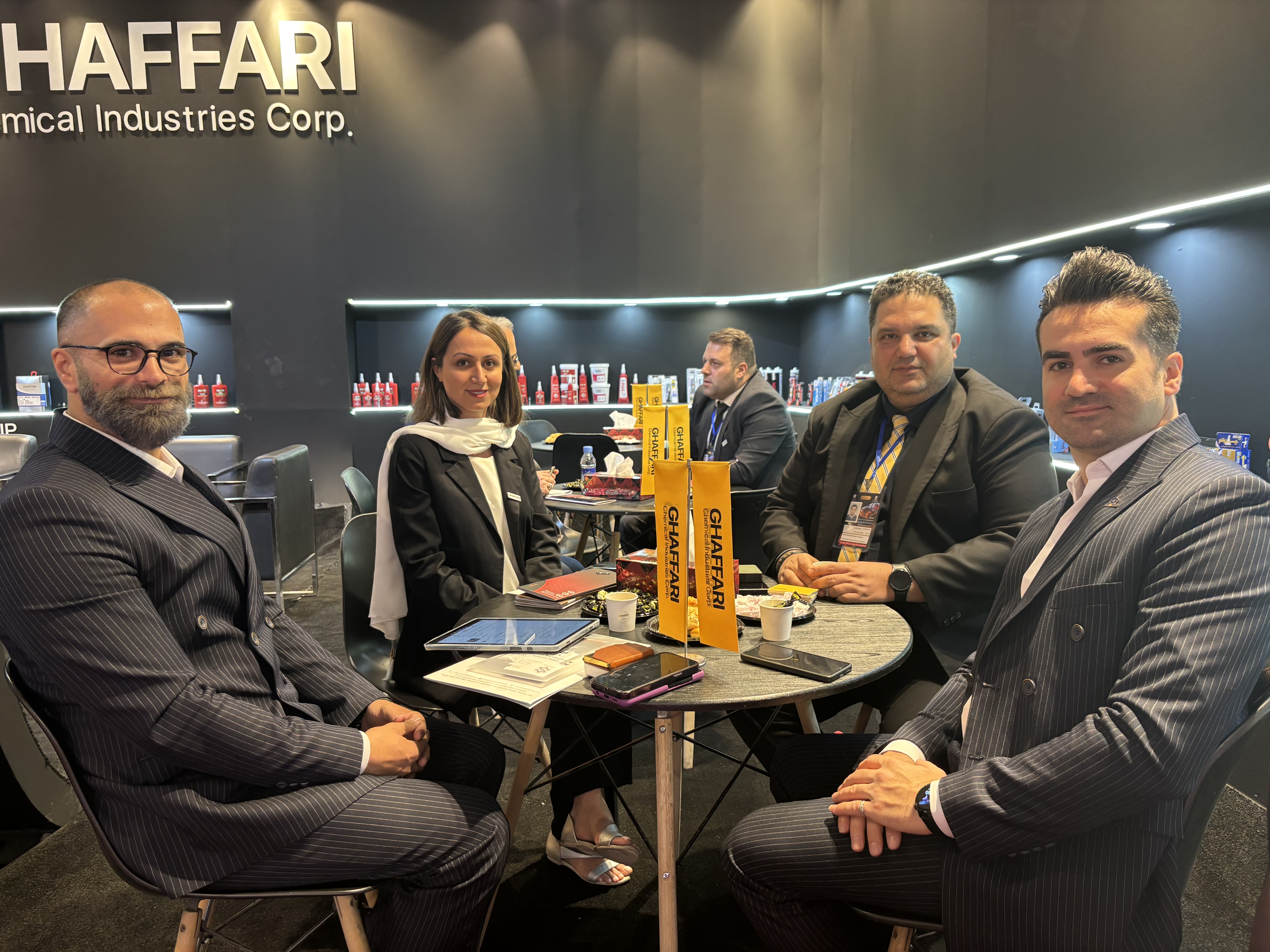 حضور تیم صنعت‌یار ایران در غرفه شرکت غفاری در سومین روز نمایشگاه بین‌المللی خودرو