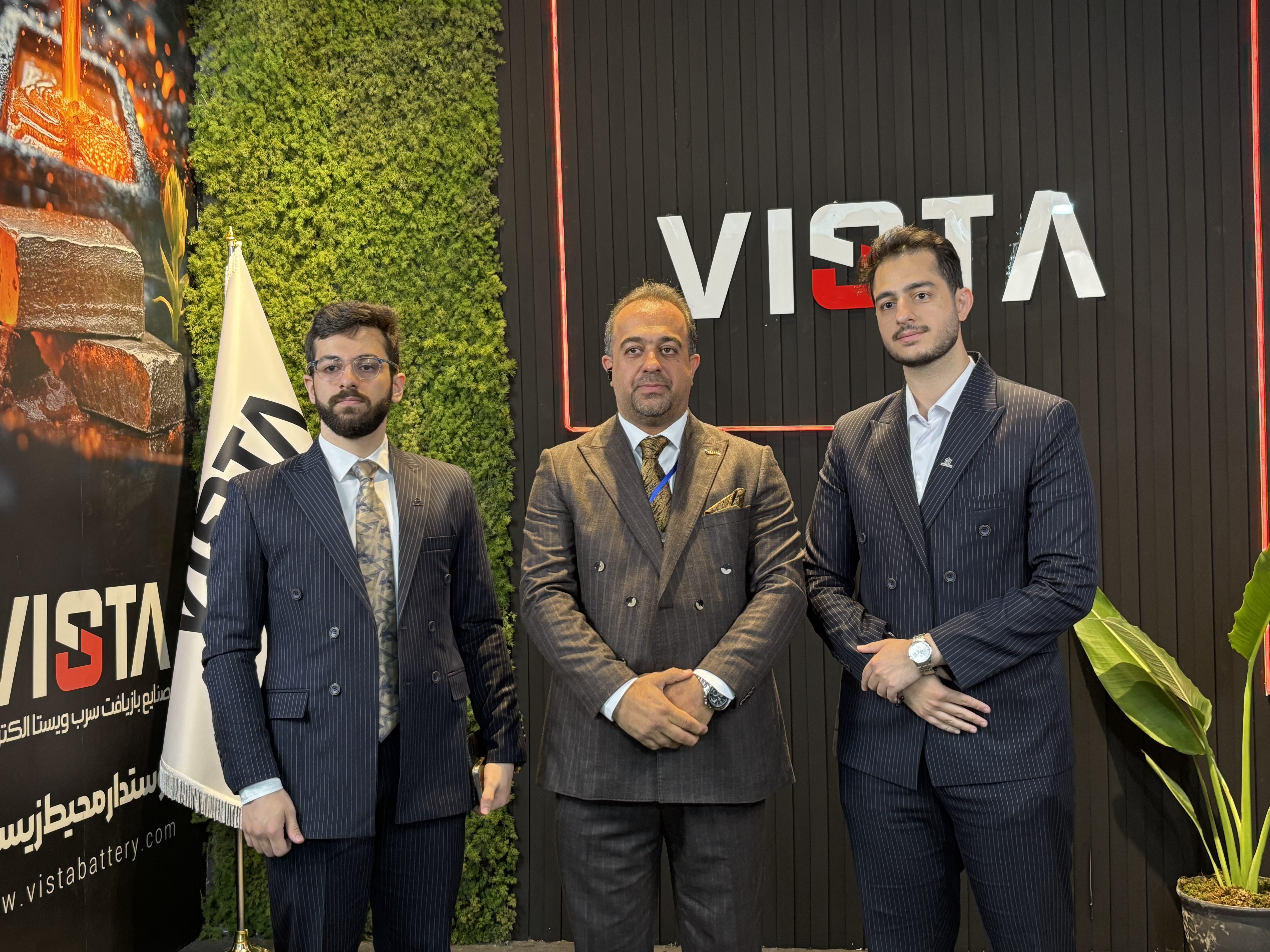 حضور تیم صنعت‌یار ایران در شرکت ویستا در سومین روز نمایشگاه بین‌المللی خودرو