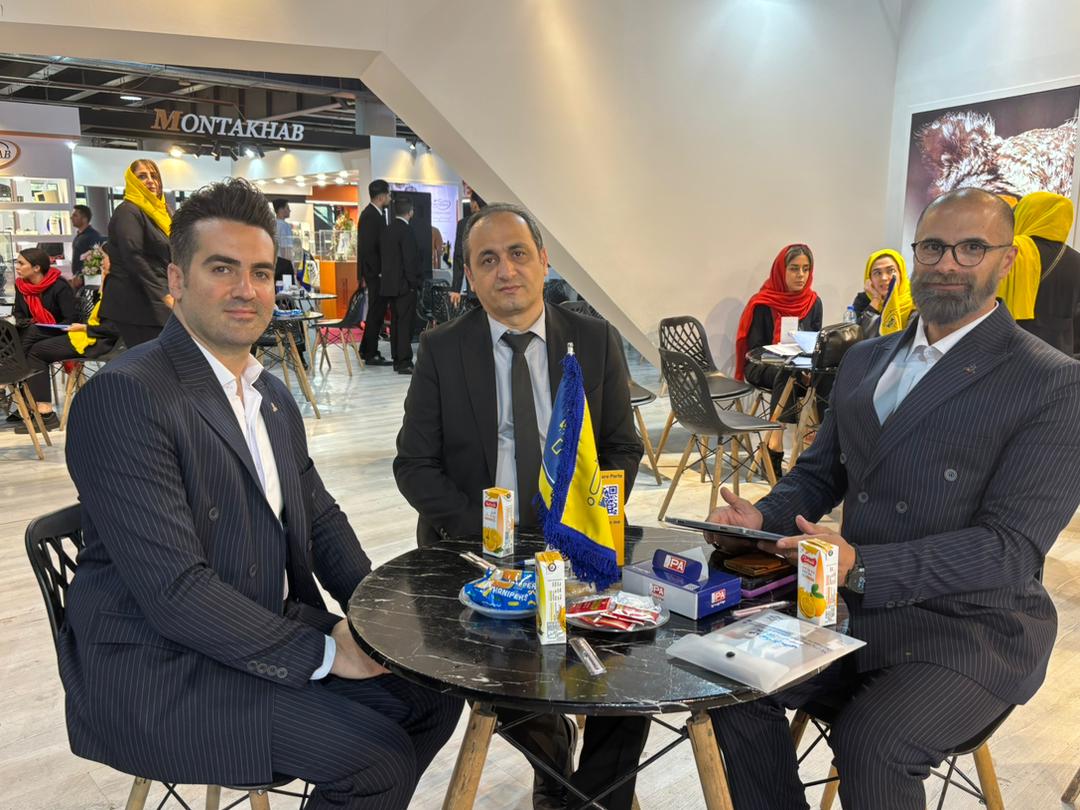 حضور تیم صنعت‌یار ایران در شرکت جهان پارت آریا در سومین روز نمایشگاه بین‌المللی خودرو