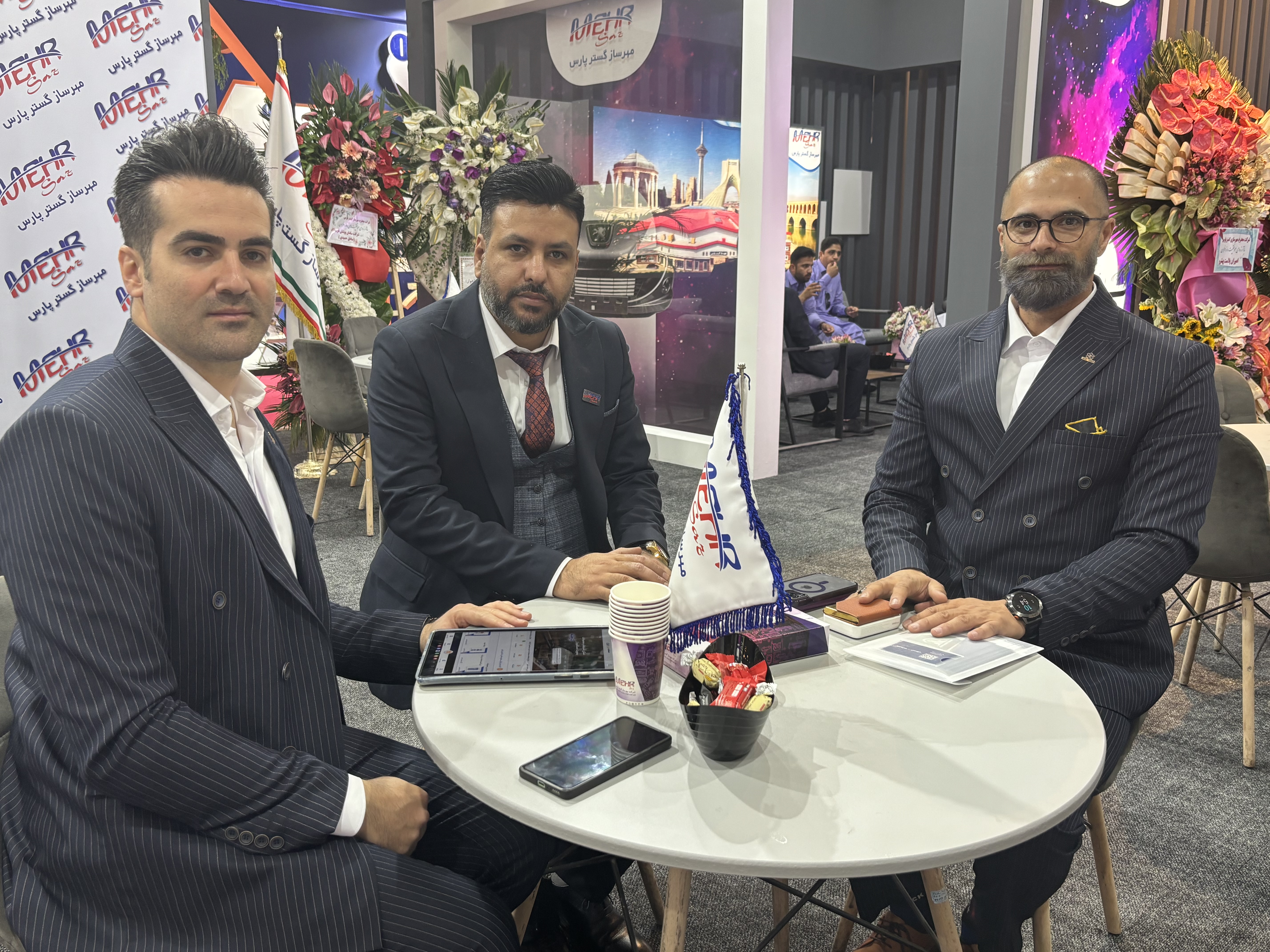 حضور تیم صنعت‌یار ایران در غرفه شرکت مهرساز گستر پارش